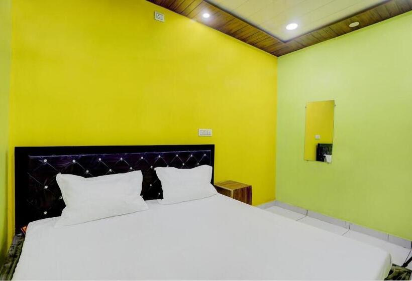 Oyo Kittu Hotel And Restaurant