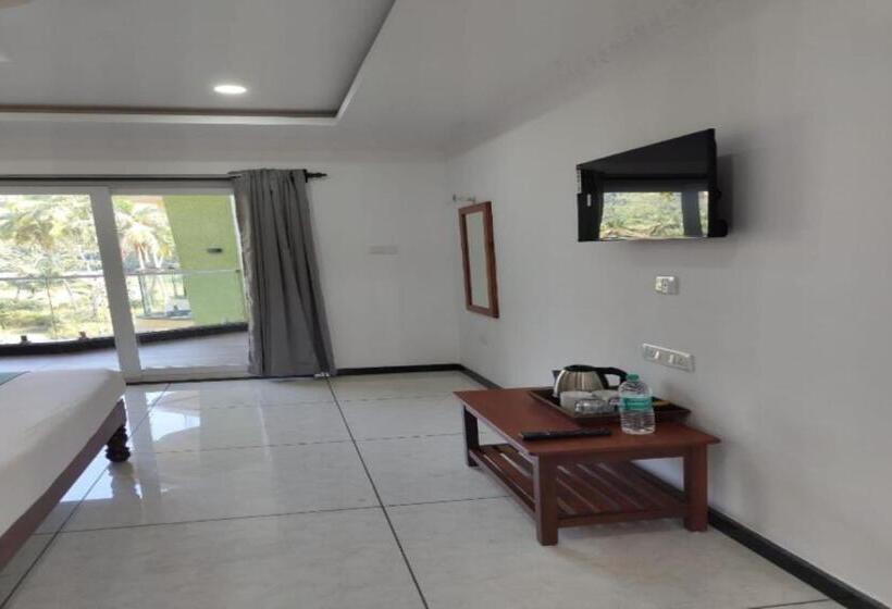 Palm Paradise Resort, Pernem