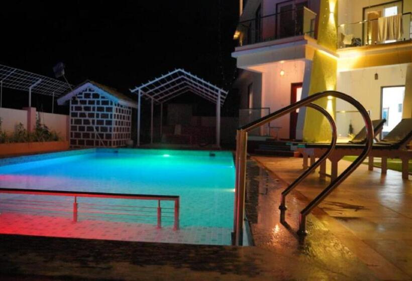 Palm Paradise Resort, Pernem