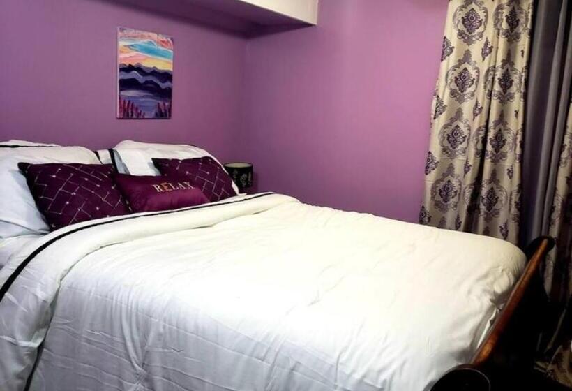 펜션 Bella S Palace 2 Bedrooms Lower Level Unit In Town Home With Separate Entrance