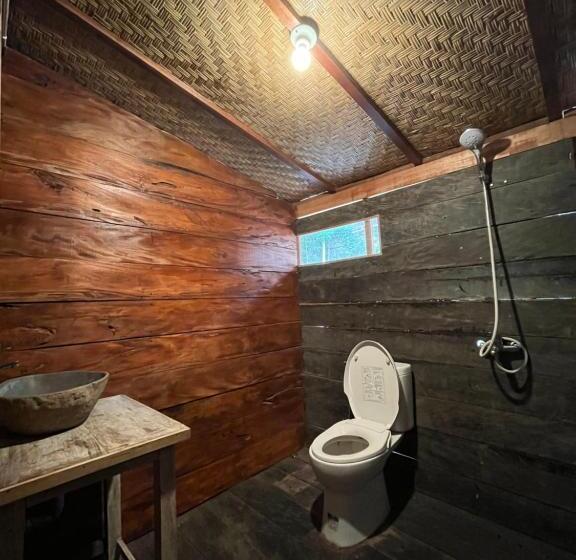 بنسيون Bidja Room Wooden Joglo House