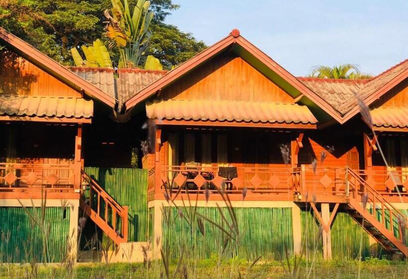 Пансион Bungalows Le Jar Din Ogne