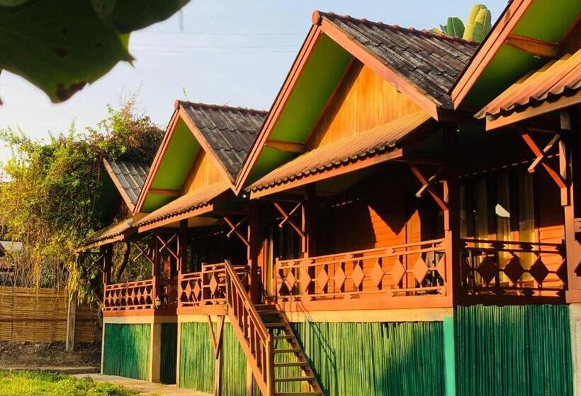 Пансион Bungalows Le Jar Din Ogne