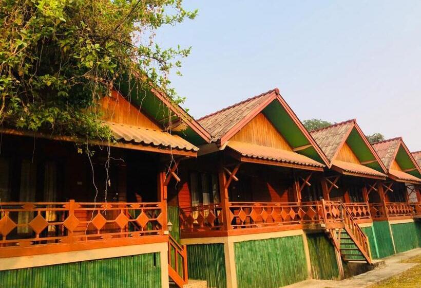 Пансион Bungalows Le Jar Din Ogne