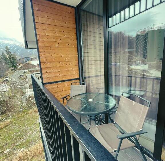 پانسیون Didveli Gallery Apartment B 309