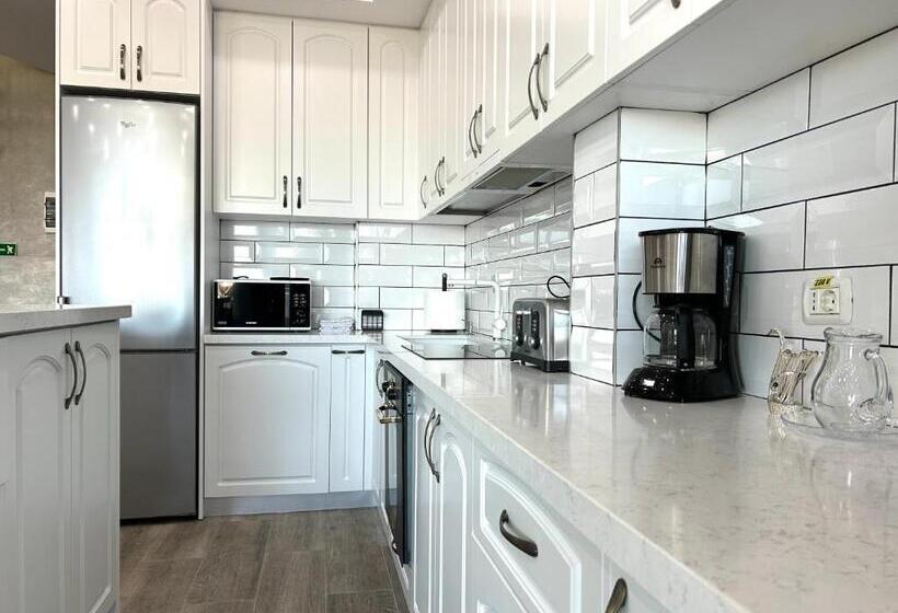 פנסיון Diplomat Villa