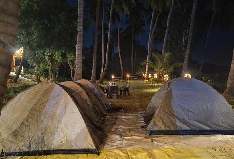 پانسیون Hampi Island