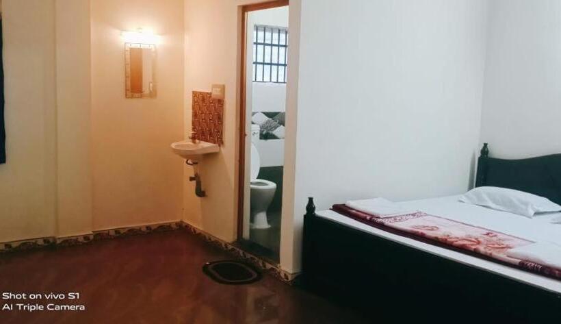 פנסיון Hills Homestay Yercaud