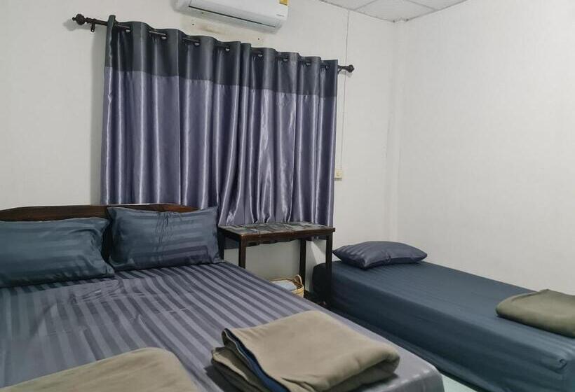 Pensionat Huean Fha Kram เฮือนฟ้าคราม โฮมสเตย์เชียงราย