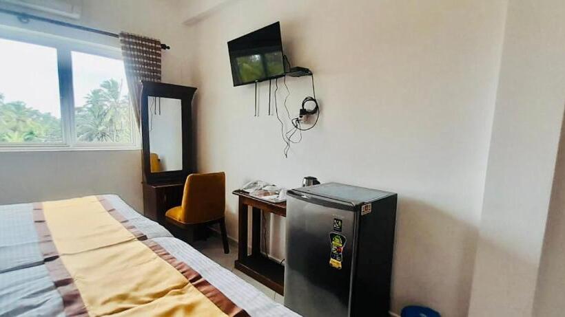 Пансион Ivory Laze