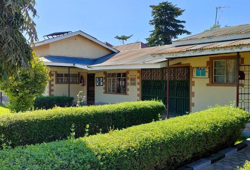 بنسيون Keeney House At St. Gabriel S