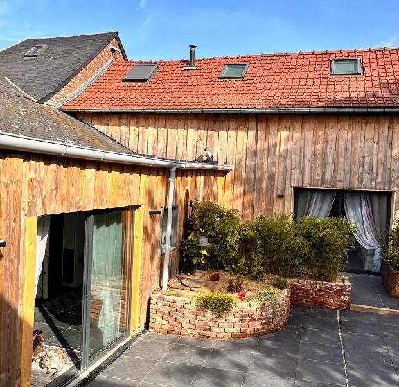 بنسيون La Grange Aux Hirondelles   Chambre Romantique