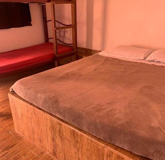 Пансион Pousada Recanto Do Tortuga   Paraiso Das Cachoeiras