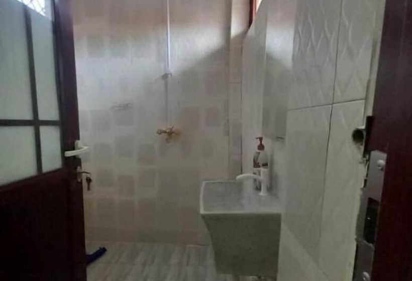 膳宿费 Rafiki Apartment