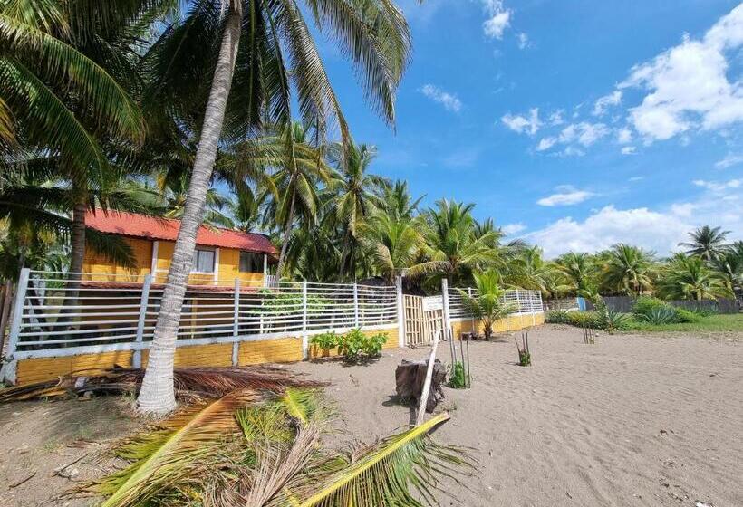 بنسيون Rancho Las Mercedes