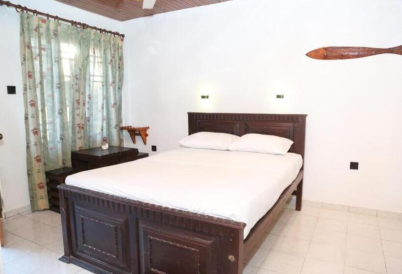 Pensionat Wave Crest Residence