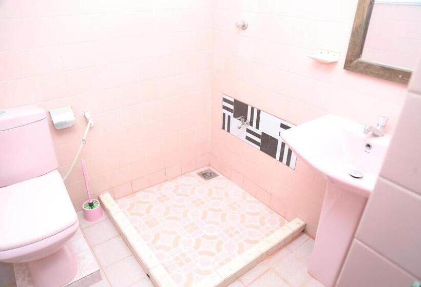 Pensionat Wave Crest Residence