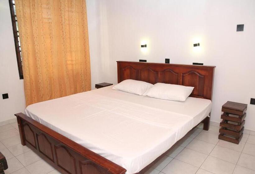 Pensionat Wave Crest Residence