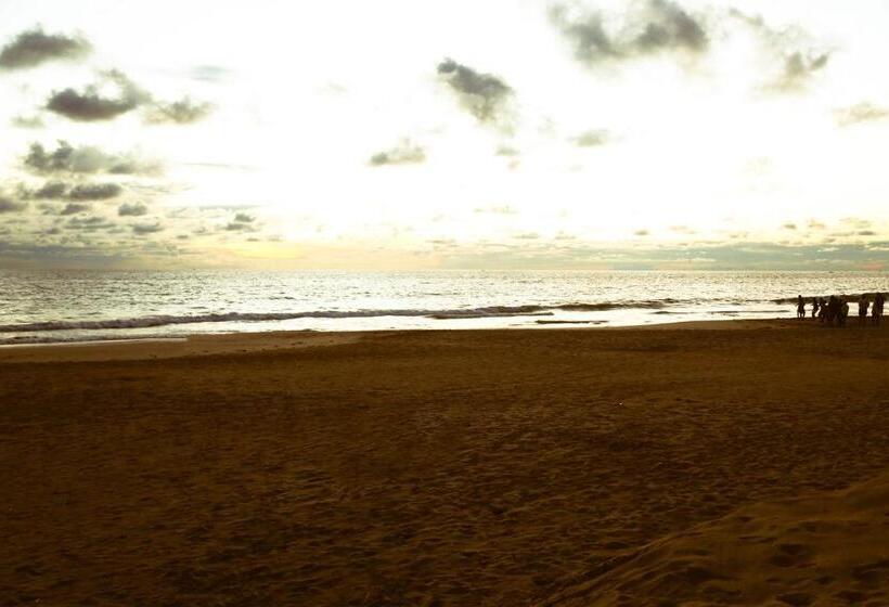 Pensionat Wave Crest Residence