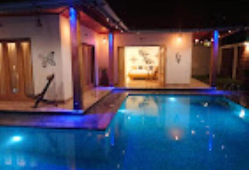 منتجع Hideout Cottage 878, Kudal