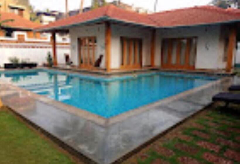 منتجع Hideout Cottage 878, Kudal