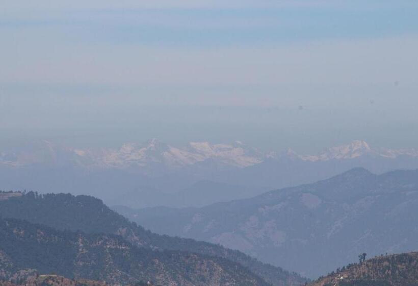 منتجع Nivriti Stays