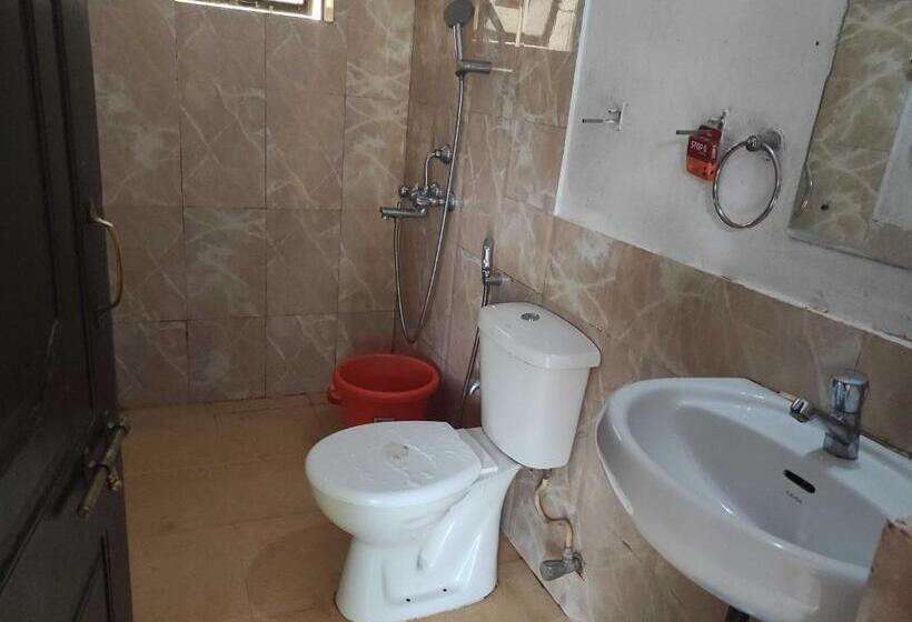 Spot On Nandu Hotels And Motels