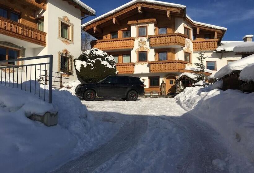 Aparthotel Krösbacher