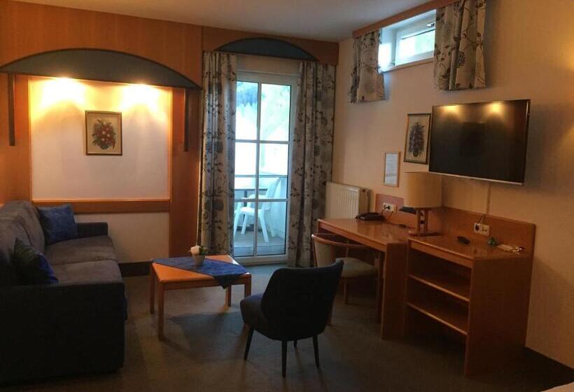 Goldenes Schiff Hotel Mietparkplätze