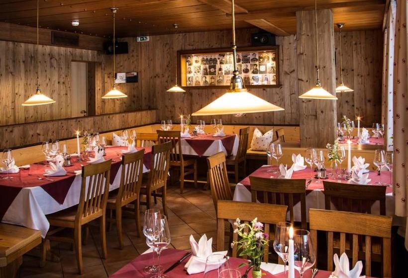 فندق Dorfgasthof Adler