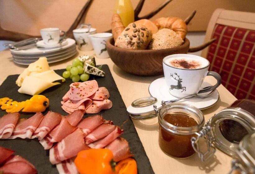 فندق Almhof Alpin Apartments & Spa