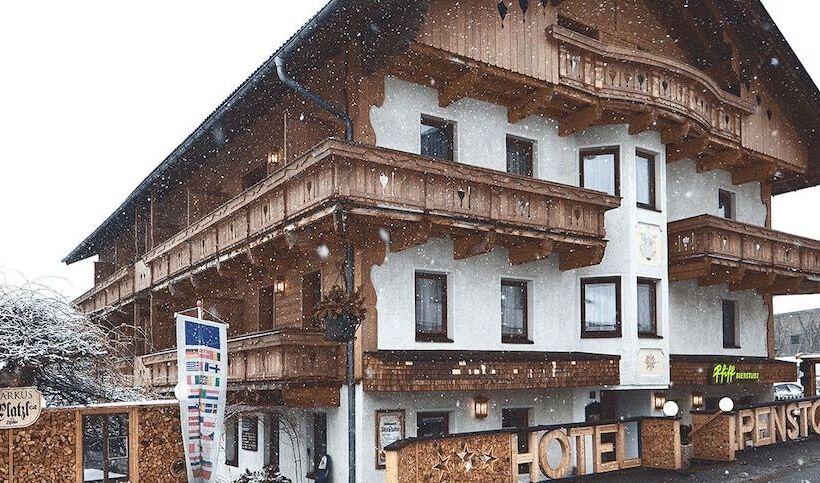 Отель Alpenstolz