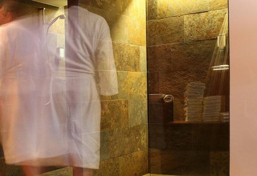 هتل Alpina Lech   Natural Living