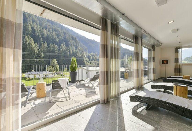 فندق Alpine Lodge Klösterle Am Arlberg