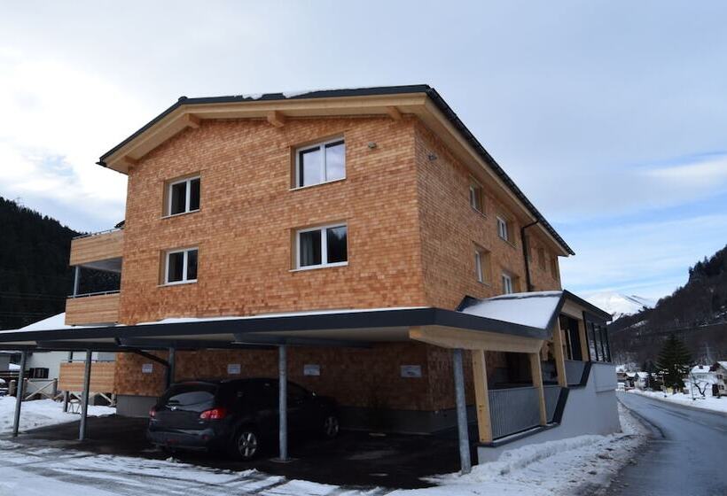 فندق Alpine Lodge Klösterle Am Arlberg