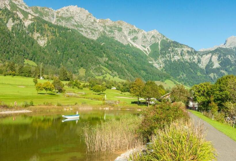 فندق Alpine Lodge Klösterle Am Arlberg