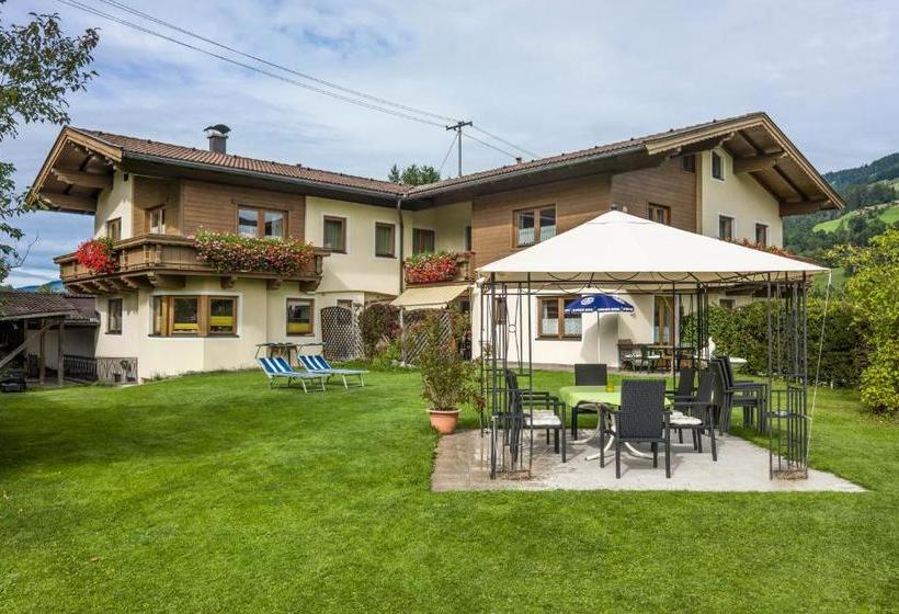 Отель Andrea Cäciel