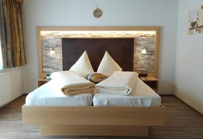 ホテル Apart Almrausch