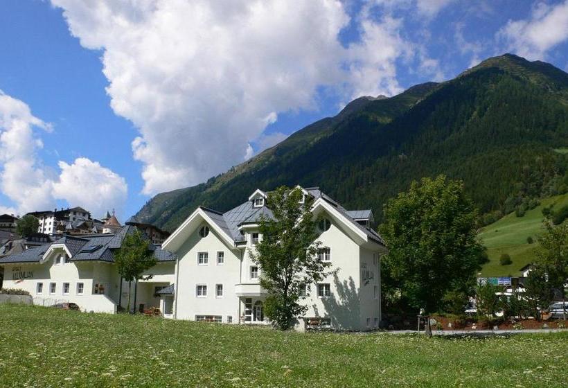 هتل Apart Maximilian