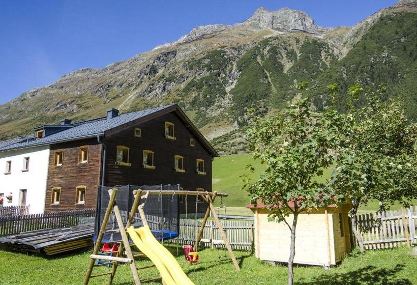 Отель Appart Gidis