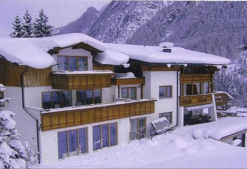 فندق Appartementhaus Saroja