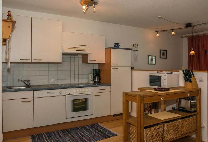 فندق Appartementhaus Saroja