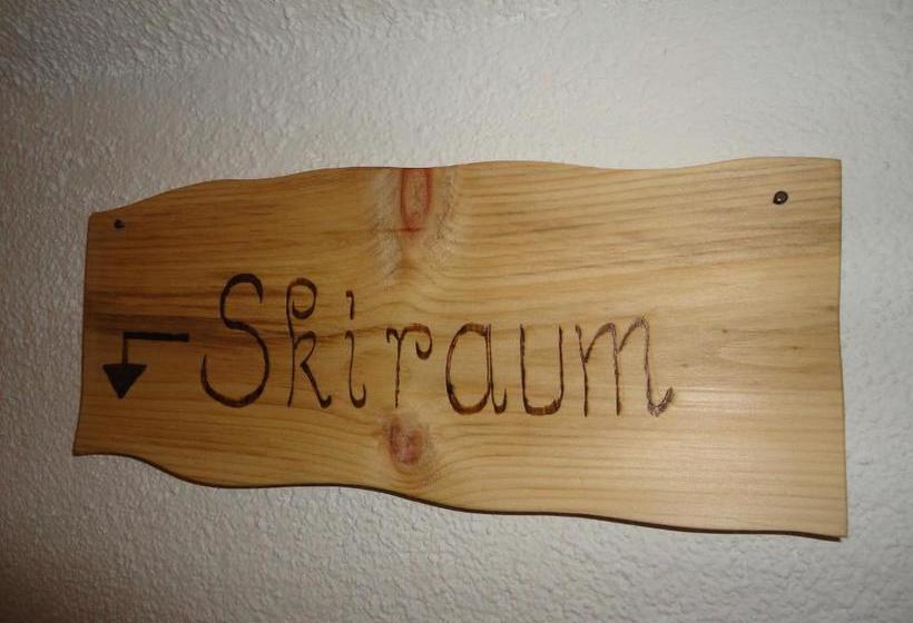 هتل Appartements Klapeer