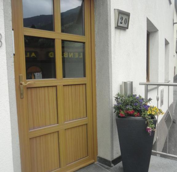 ホテル Appartements Klapeer