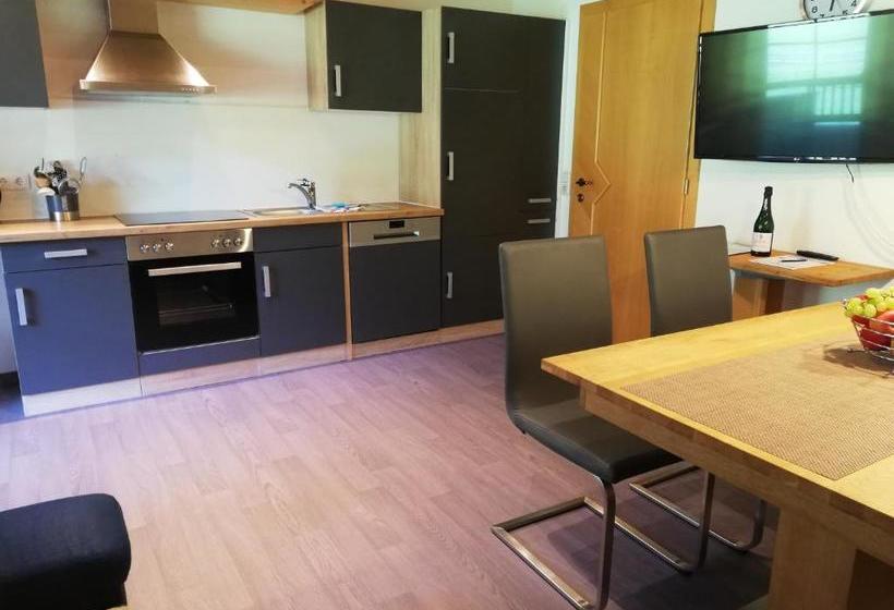 Отель Appartements Klara