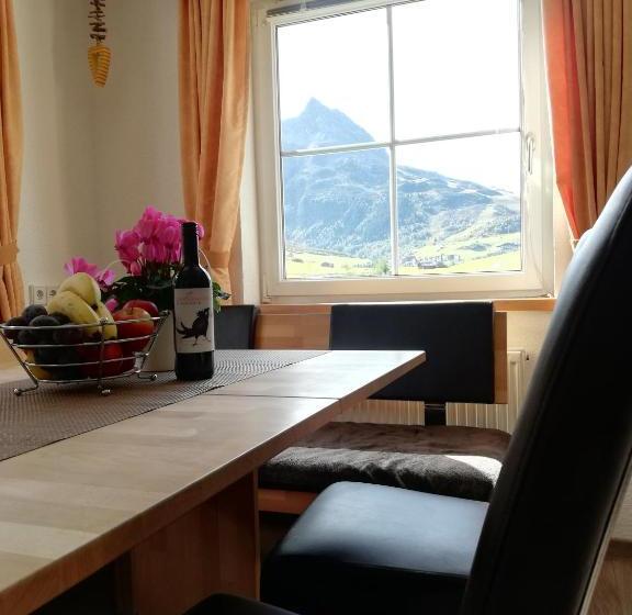 Отель Appartements Klara