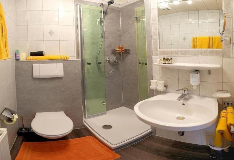 ホテル Appartements Kuprian