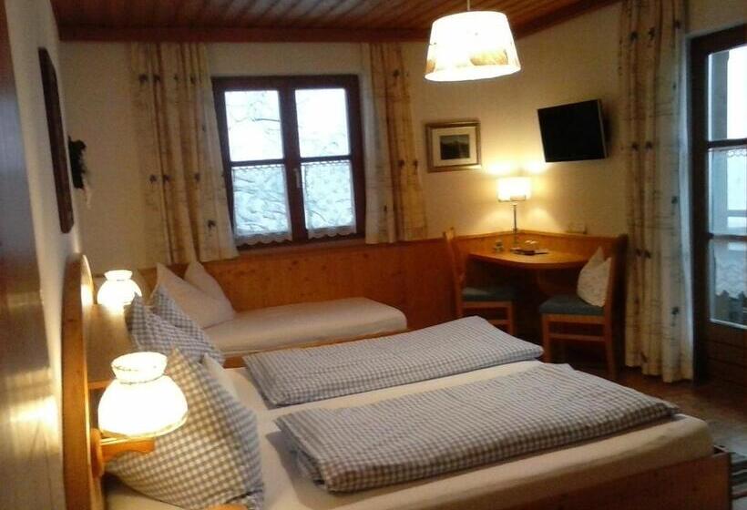 فندق Biobauernhof Windbachgut