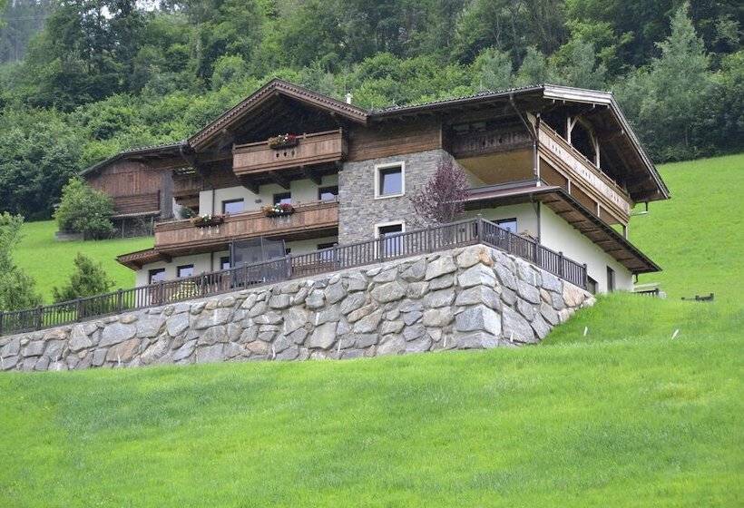 בית מלון כפרי Chalets & Apartments Wachterhof