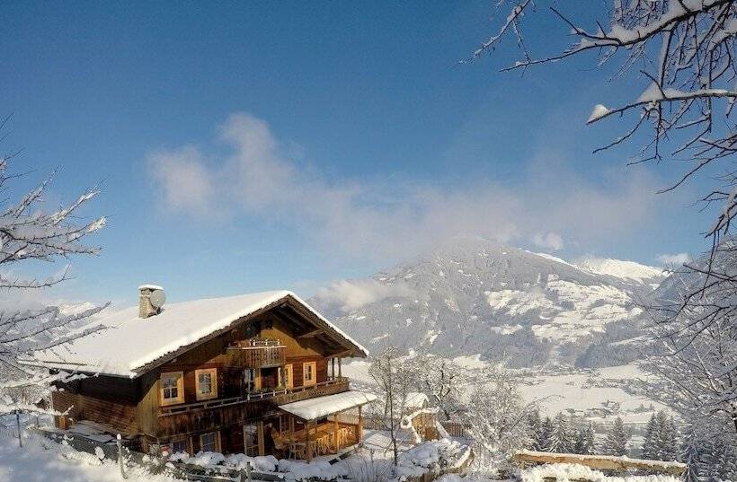 בית מלון כפרי Chalets & Apartments Wachterhof